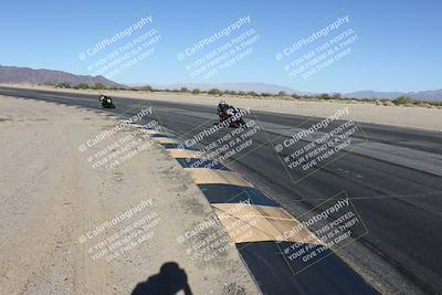 media/Dec-01-2025-Moto Forza (Mon) [[2daa91e15f]]/2-Intermediate Group/Session 4 (Turn 10 Inside)/